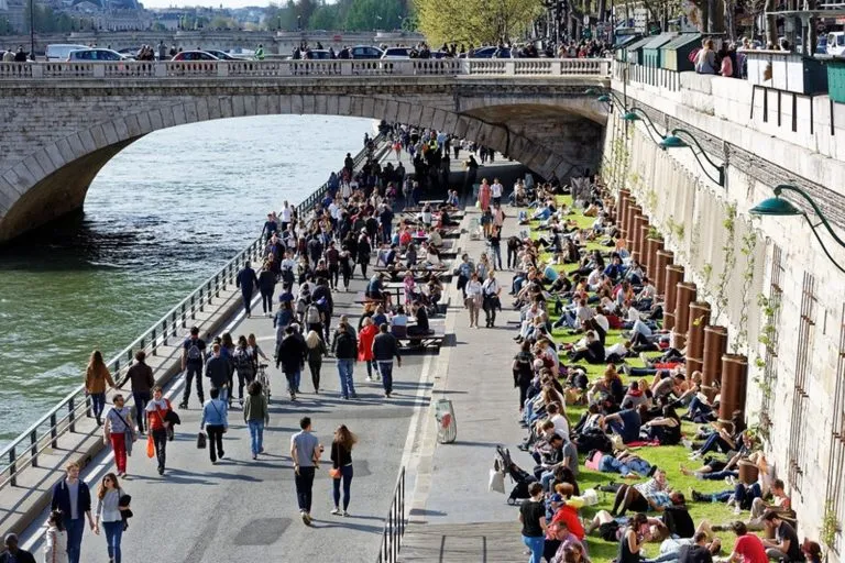 La reconquista de las Voies sur Berge, en París
