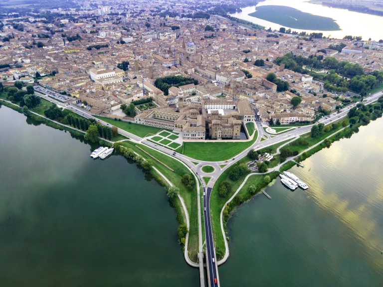 mantua